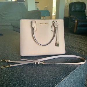 Light Pink Michael Kors Purse